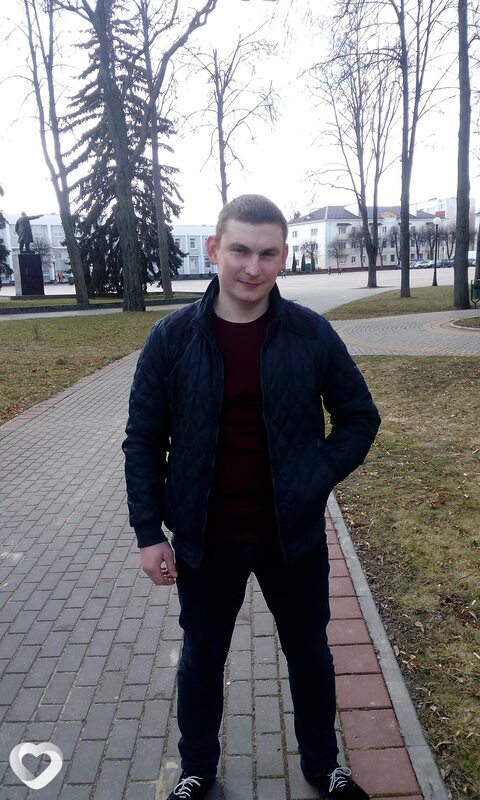 Максим, Кобрин