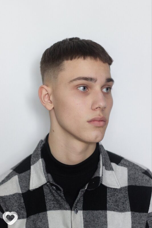 Михаил, 20, Минске — анкета №2174450