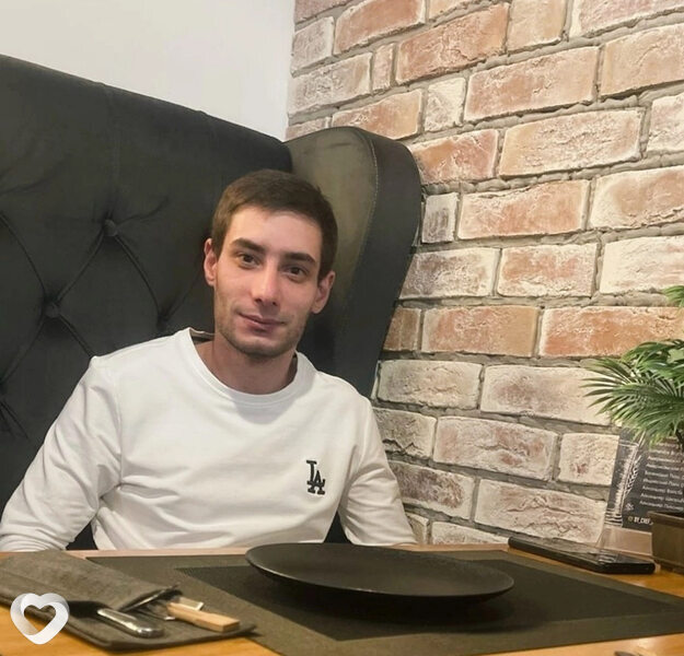 Микаэл, 31, Москве — анкета №2174467