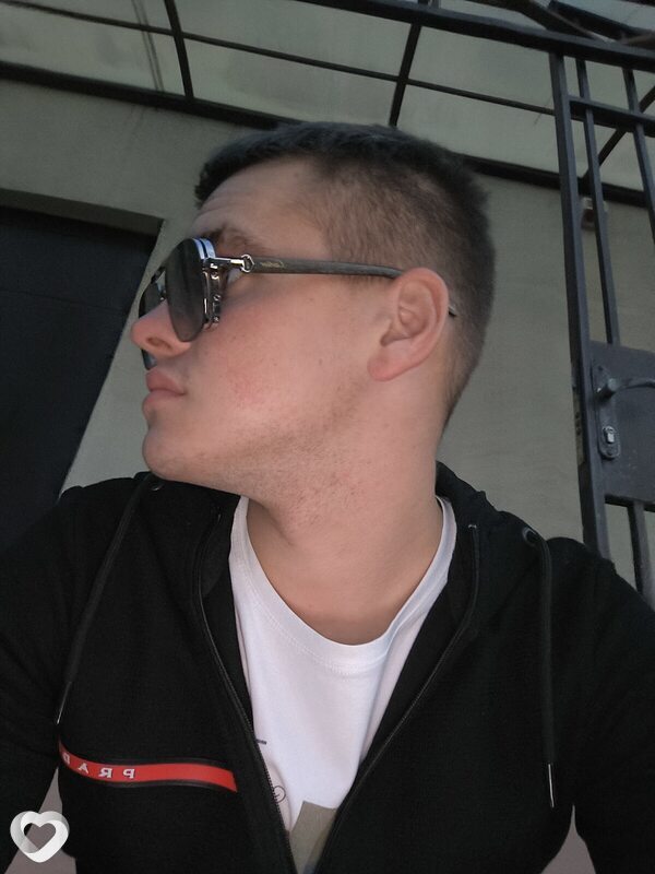 Дмитрий, 22, Дзержинске — анкета №2174872