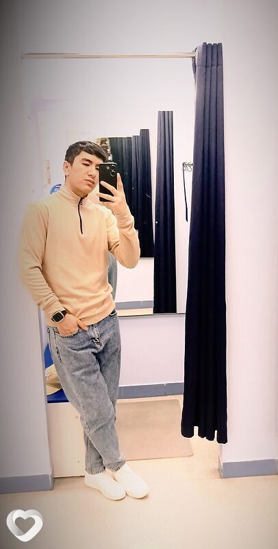 Отабек, 21, Москве — анкета №2175556