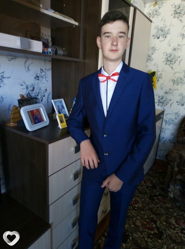 Евгений, 22, Кирове — анкета №2175617