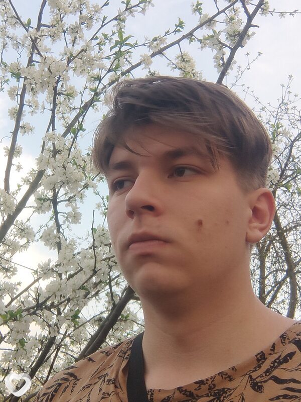 Игорь, 20, Москве — анкета №2175770