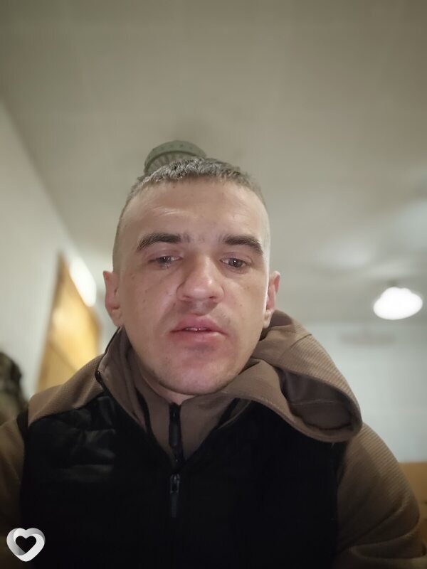Антон, 33, Енакиеве — анкета №2175833