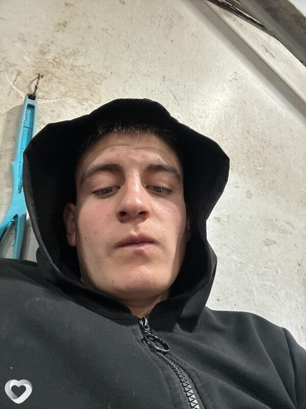 Дима, 19, Троицке — анкета №2176155