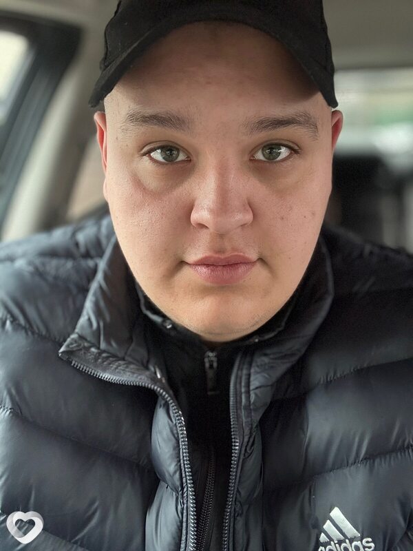 Олег, 21, Усть-Кут — анкета №2176828