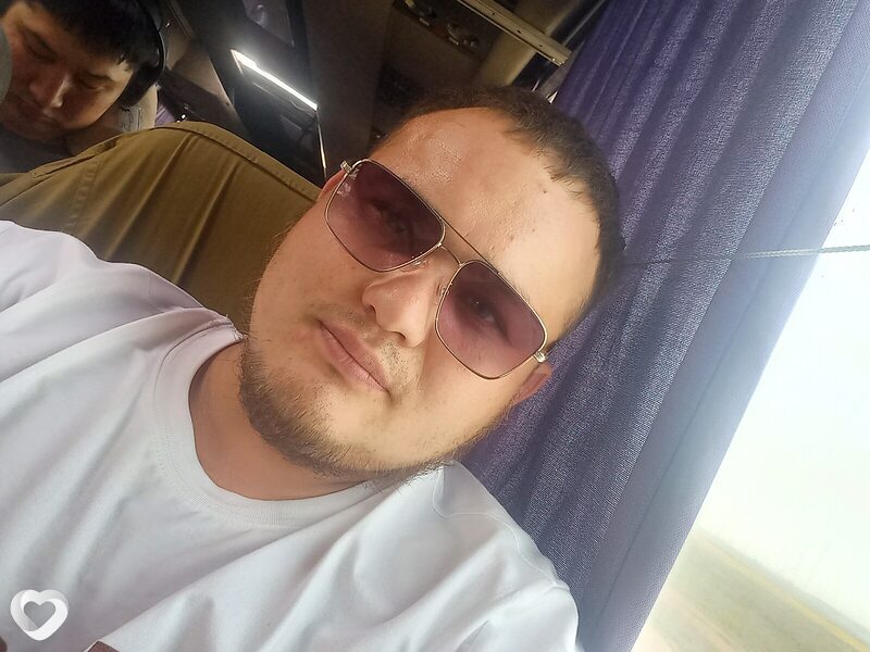 Ельдар, 22, Риддер — анкета №2177795
