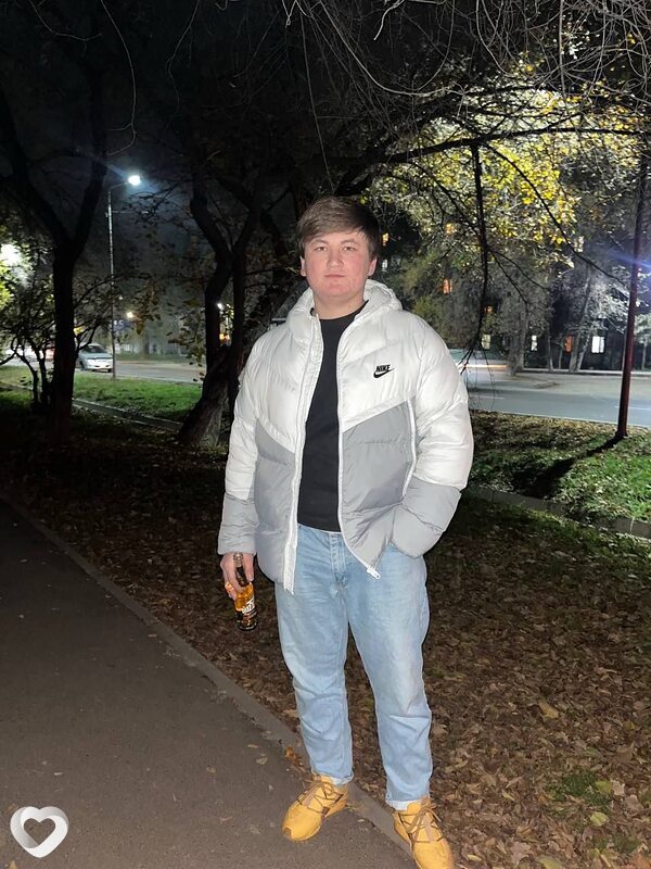 Алиш, 21, Усть-Каменогорск — анкета №2178271