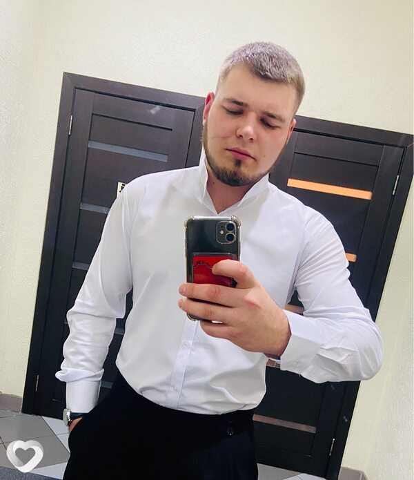 Евгений, 24, Москве — анкета №2178420