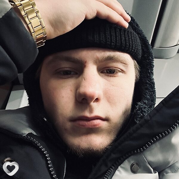 Никита, 23, Радужный (Ханты-Мансийский) — анкета №2178620