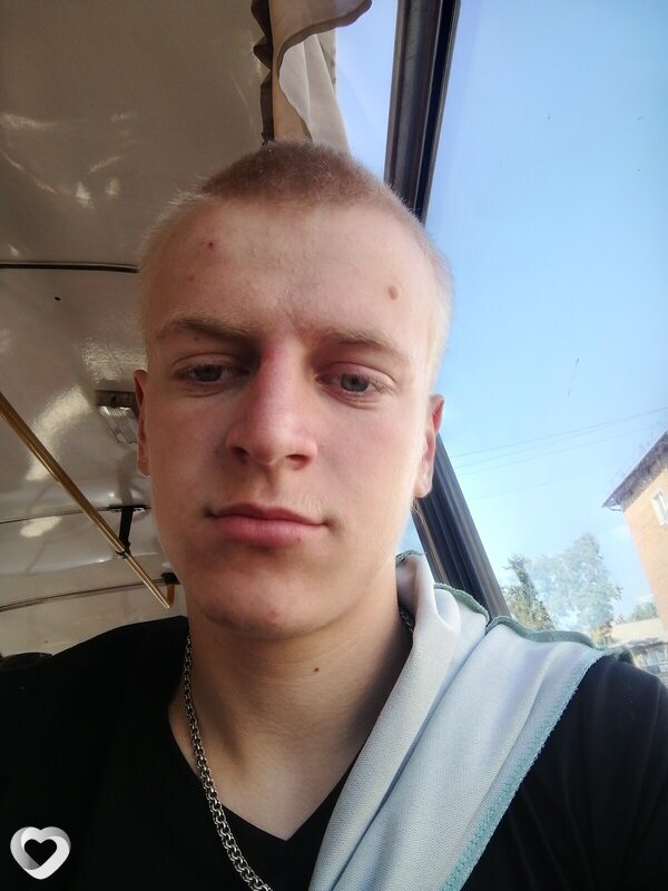 Семён, 21, Москве — анкета №2178742