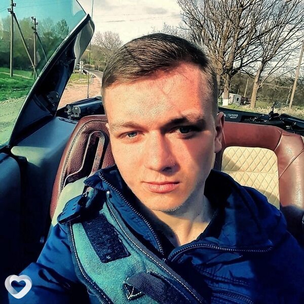 Виктор, 23, Новороссийске — анкета №2179133