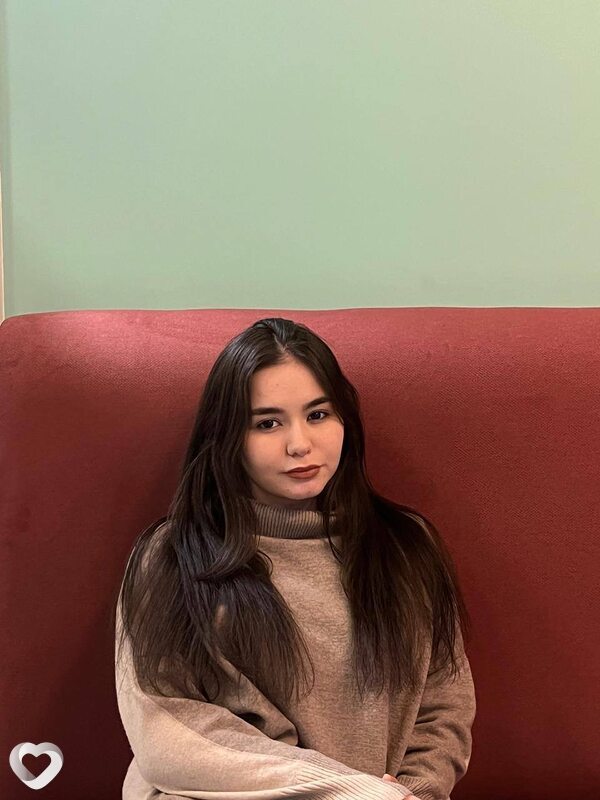 Алина, 19, Видном — анкета №2179246