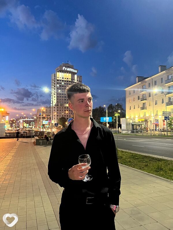 Максим, 23, Минске — анкета №2179374