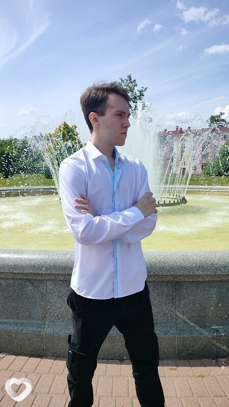 Михаил, 22, Рыбинске — анкета №2180251