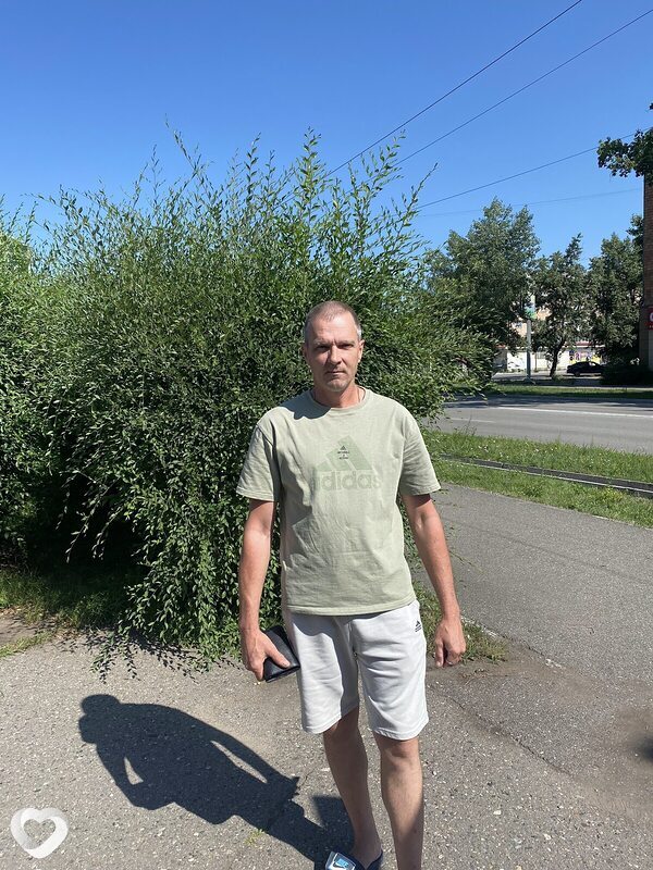 Иван, 46, Черногорске — анкета №2180444