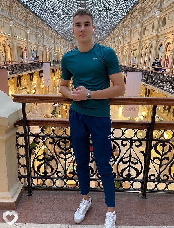Давид, 28, Москве — анкета №2180352