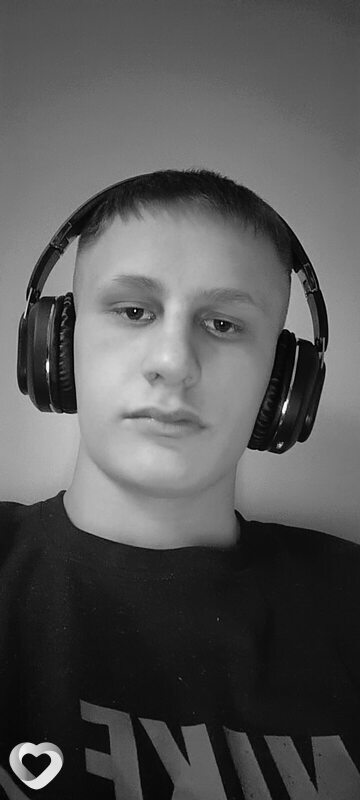Павел, 19, Красноярске — анкета №2180542