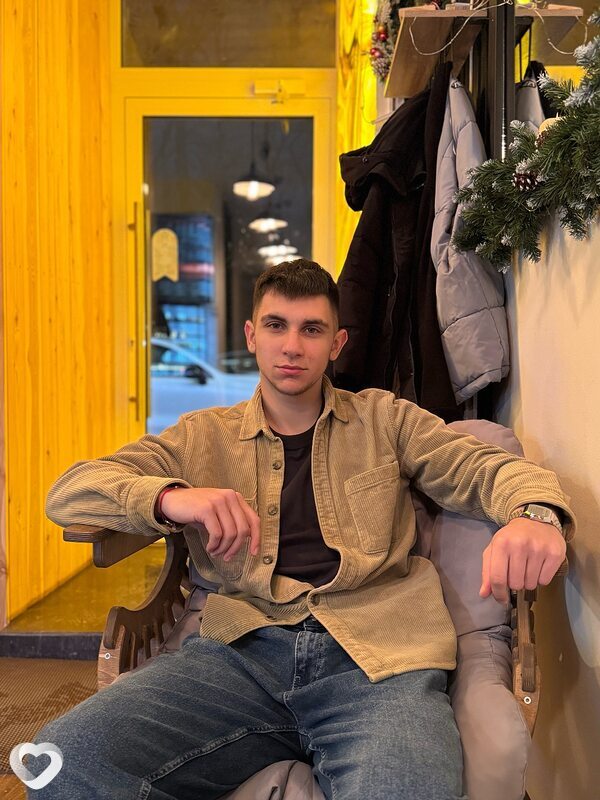 Вадим, 28, Саратове — анкета №2180614