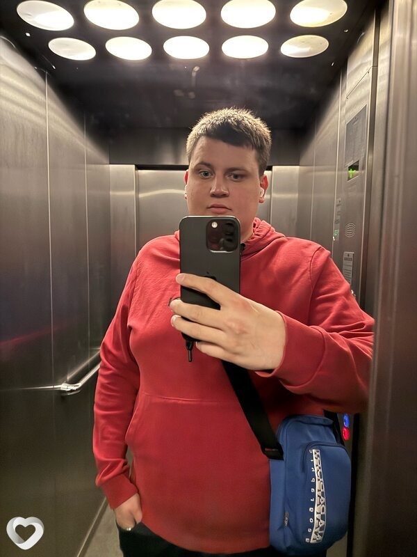 Ярослав, 23, Минске — анкета №2180993