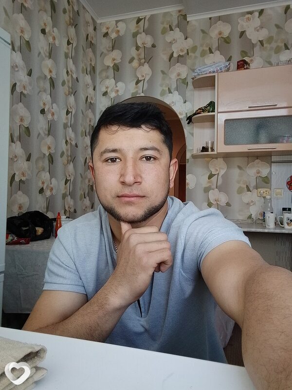 Олег, 25, Казани — анкета №2181478