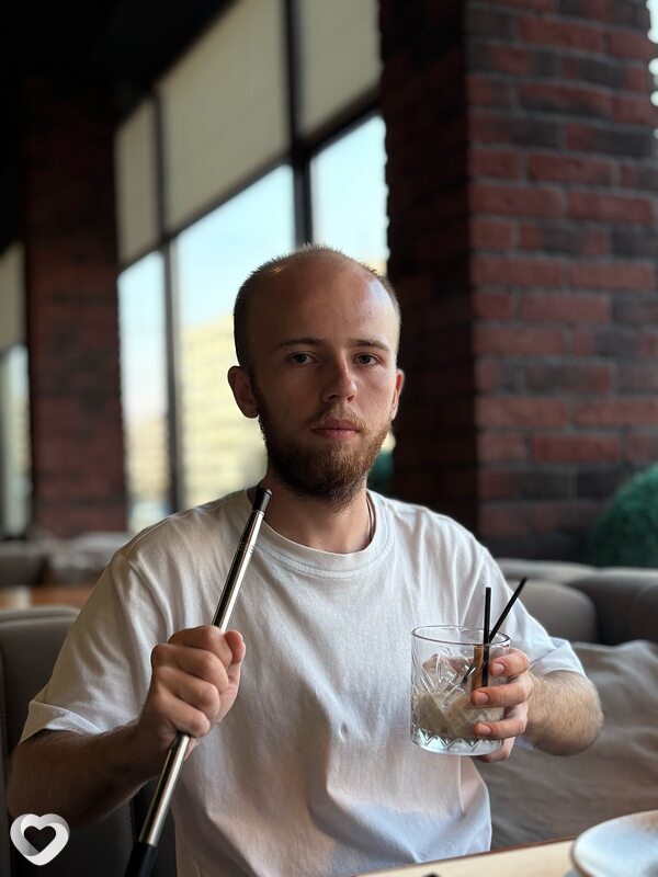 Илья, 23, Москве — анкета №2182026