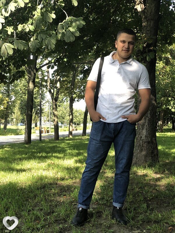 Миша, 25, Москве — анкета №2182087