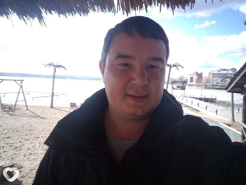 Виктор, 38, Воткинске — анкета №2182283
