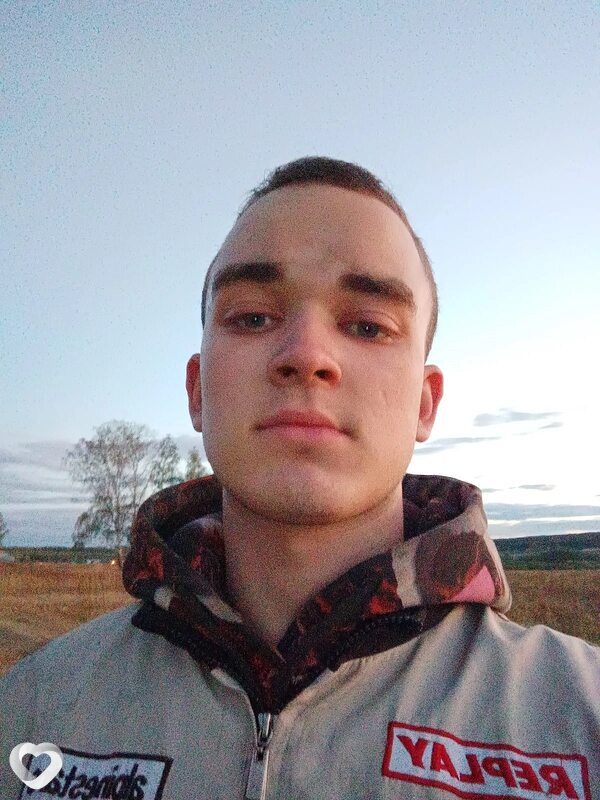 Никита, 21, Екатеринбурге — анкета №2183329
