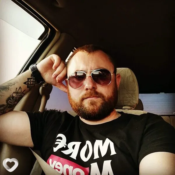 Михаил, 39, Бийске — анкета №2182779