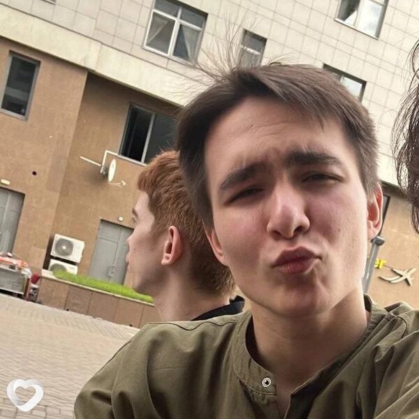 Илья, 20, Казани — анкета №2183160