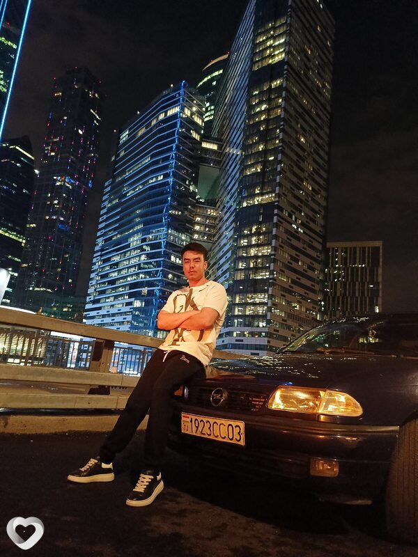 Хусейн, 29, Москве — анкета №2183466