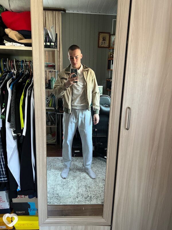 Максим, 20, Дмитрове — анкета №2183317