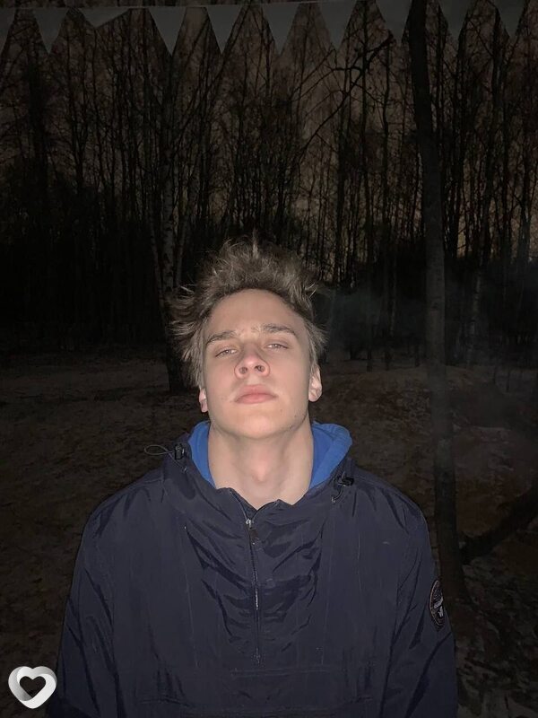 Никита, 20, Москве — анкета №2184452