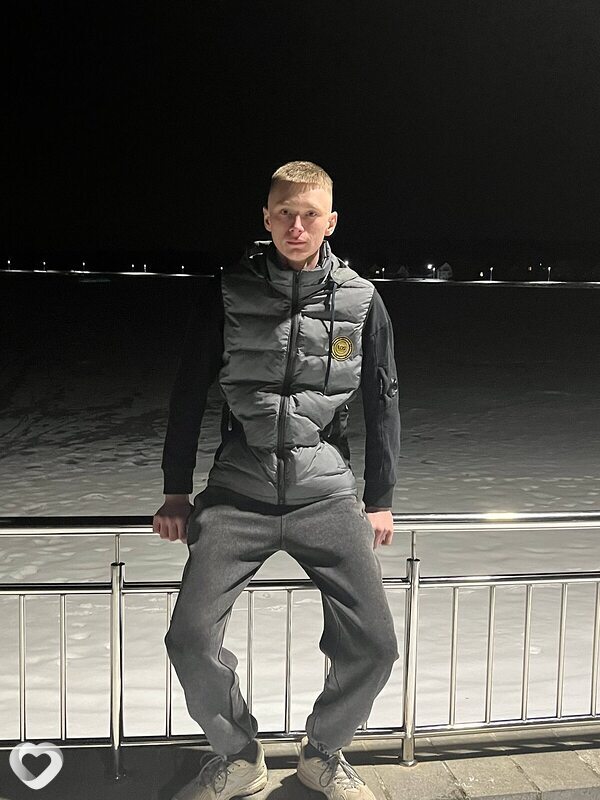 Женя, 21, Минске — анкета №2184590