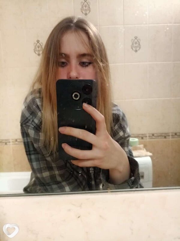 Лина, 19, Новосибирске — анкета №2184795