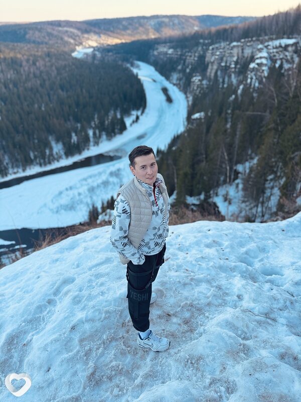 Дамир, 25, Перми — анкета №2185032