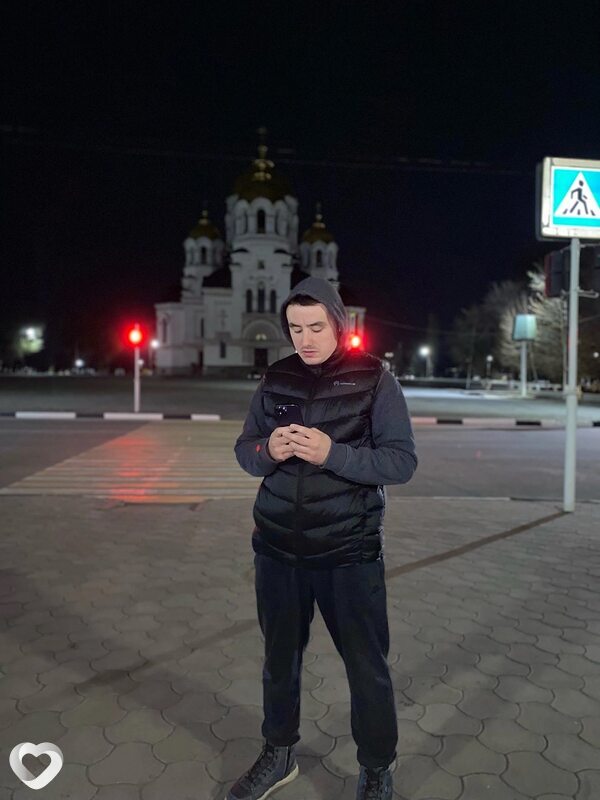 Алексей, 23, Шахтах — анкета №2185659