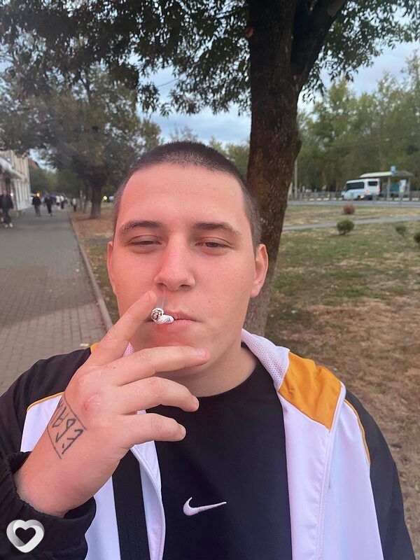 Александр, 20, Краснодаре — анкета №2186359
