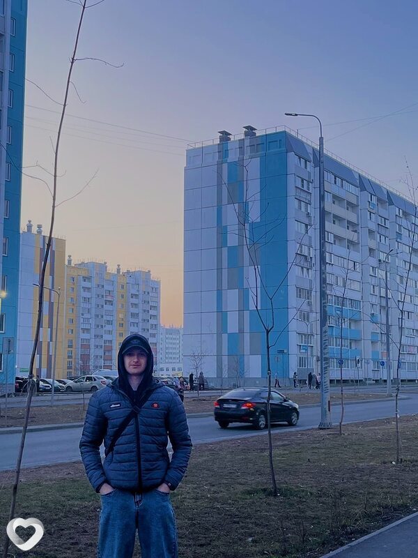Данил, 19, Москве — анкета №2186442