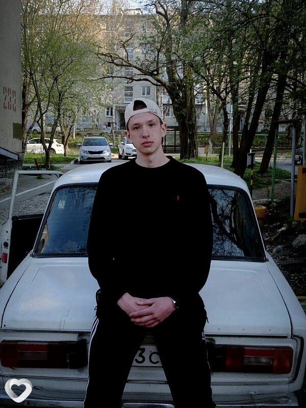 Oleg, 19, Невинномысске — анкета №2187060