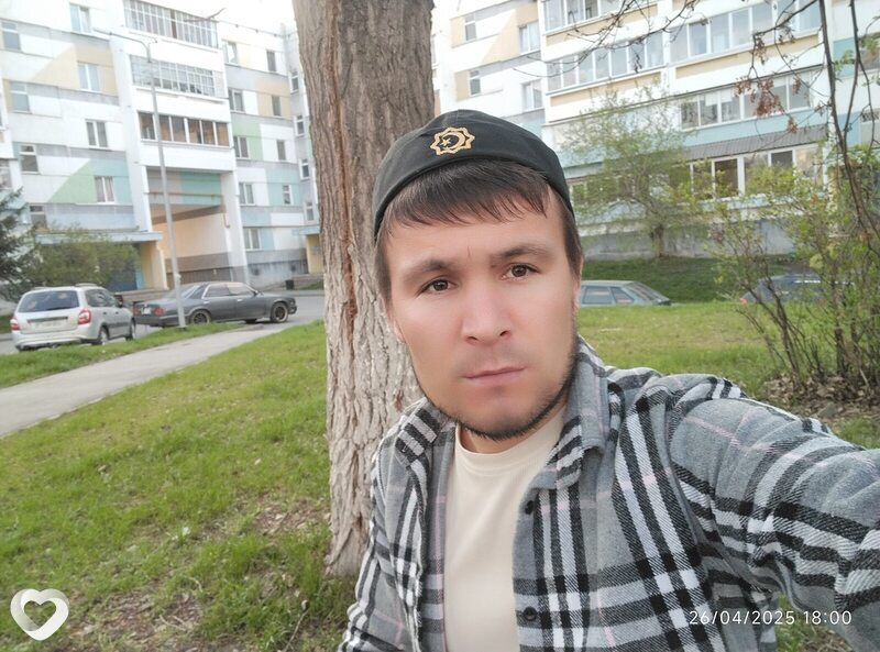 Илхом, 28, Набережных Челнах — анкета №2189575