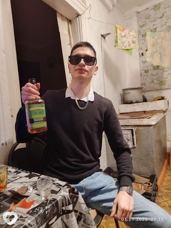 Дмитрий, 21, Санкт-Петербурге — анкета №2190042