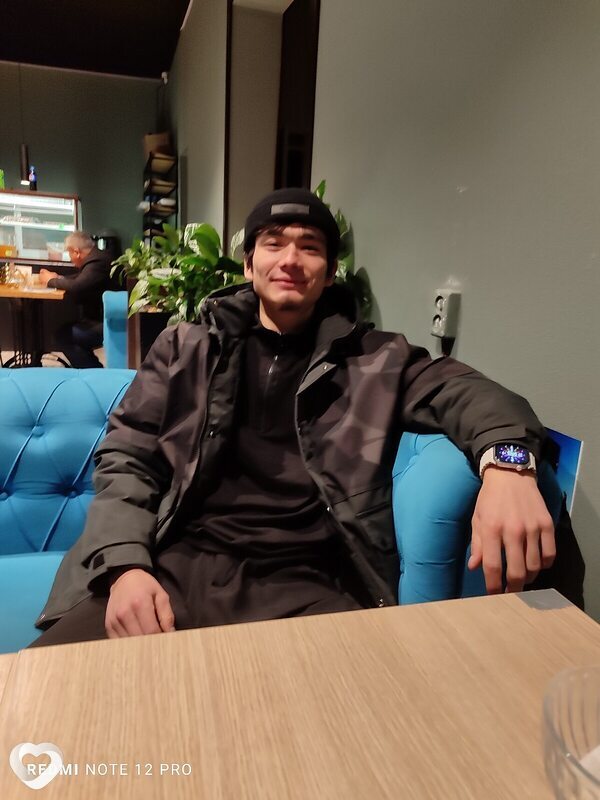 Комилжан, 23, Чите — анкета №2190637