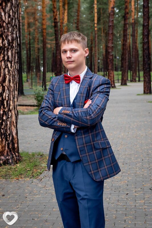 Артëм, 20, Барнауле — анкета №2190810