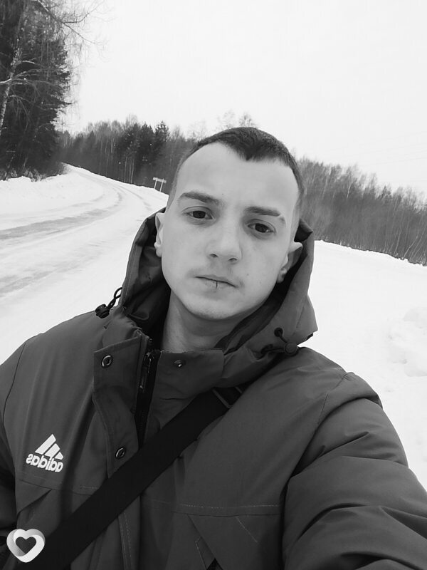Илья, 21, Перми — анкета №2198939