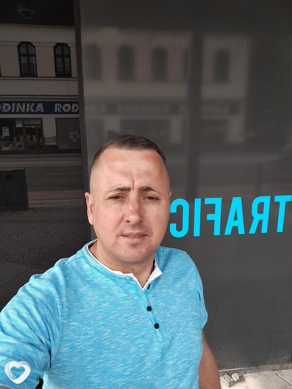 Олег, 37, Прага — анкета №2199048
