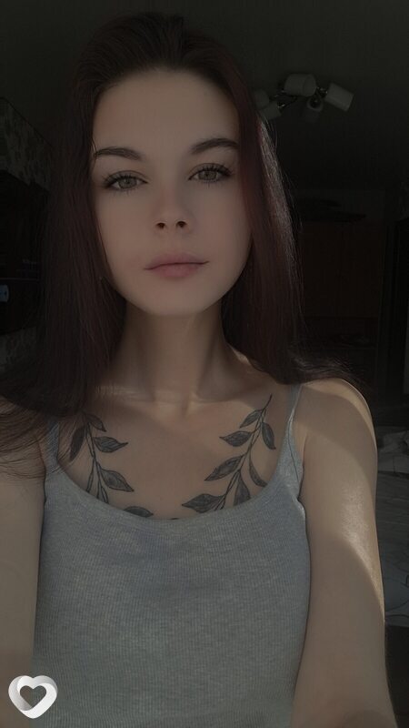 Незнакомка, 22, Барнауле — анкета №2199503