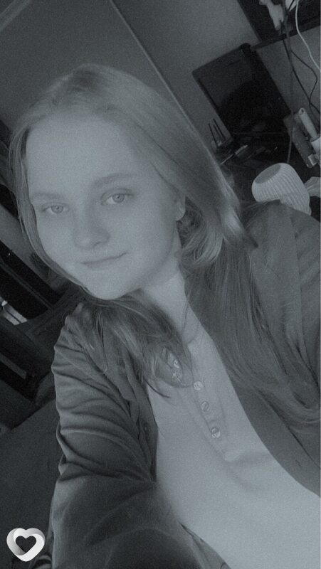Юлечка, 20, Краснодаре — анкета №2200669