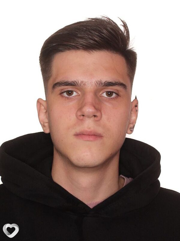 Владимир, 20, Москве — анкета №2200199